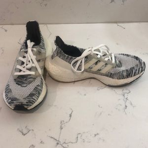 Adidas Ultraboost 21